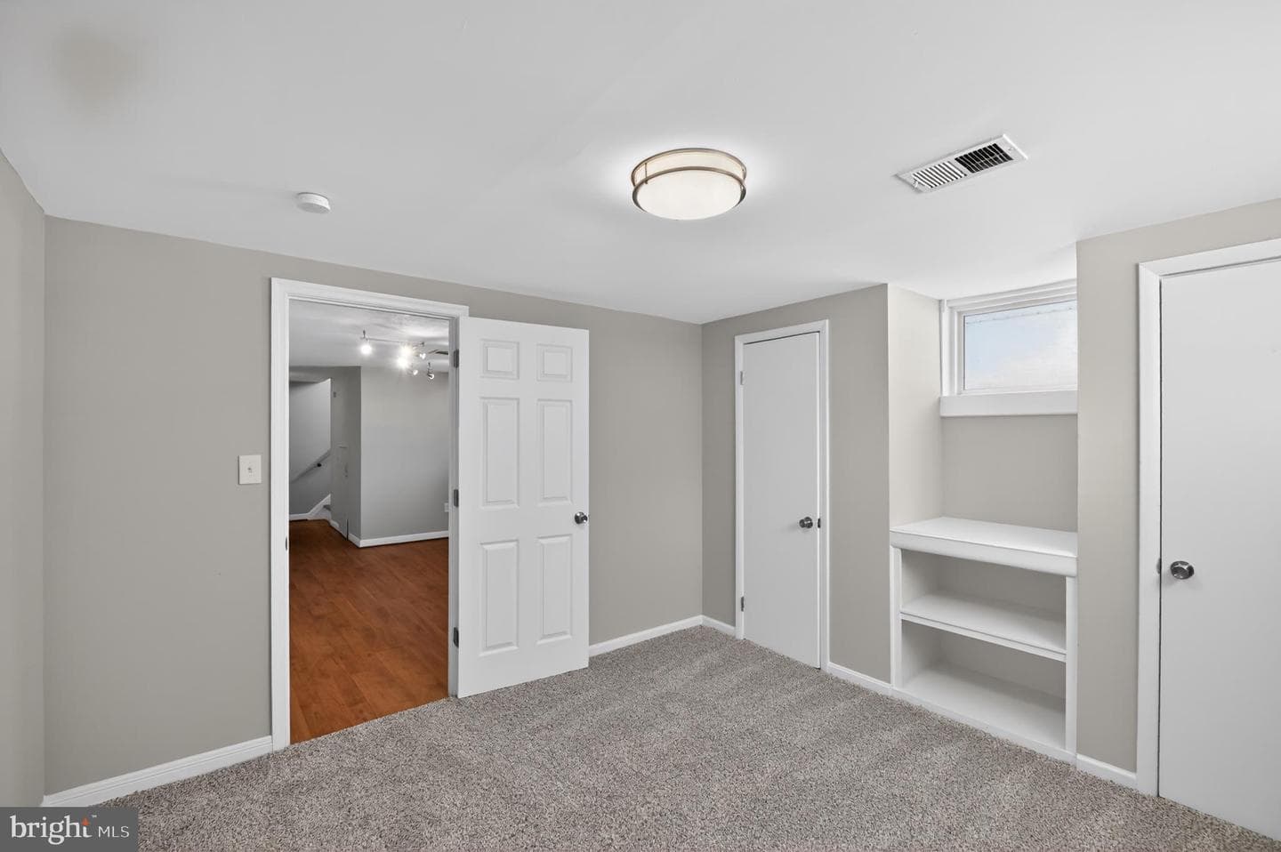 7605 Pollen Street photo 21