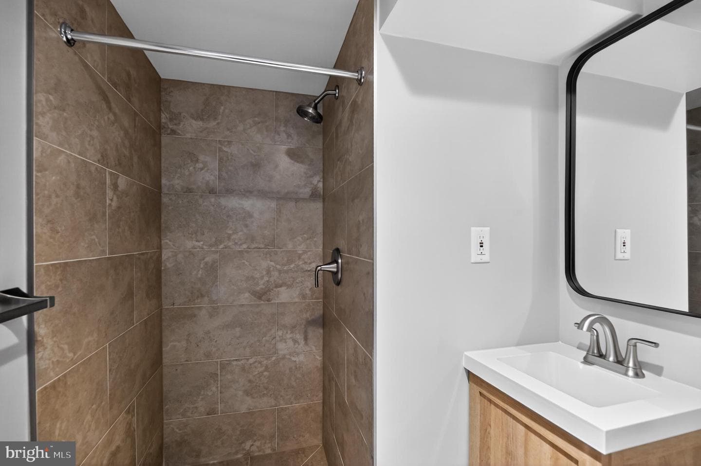 7605 Pollen Street photo 25