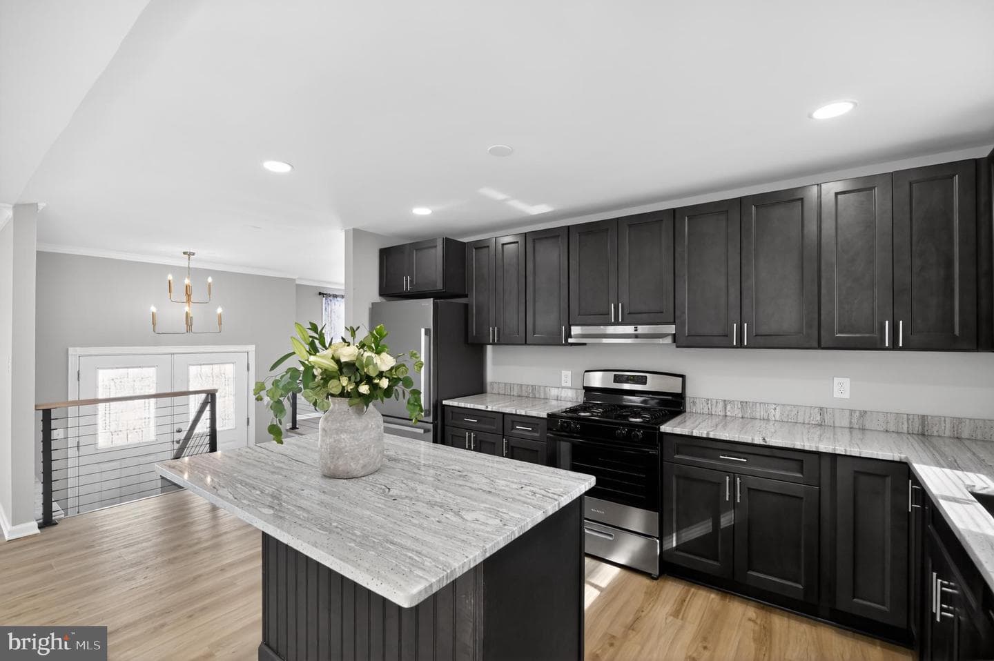 7605 Pollen Street photo 8