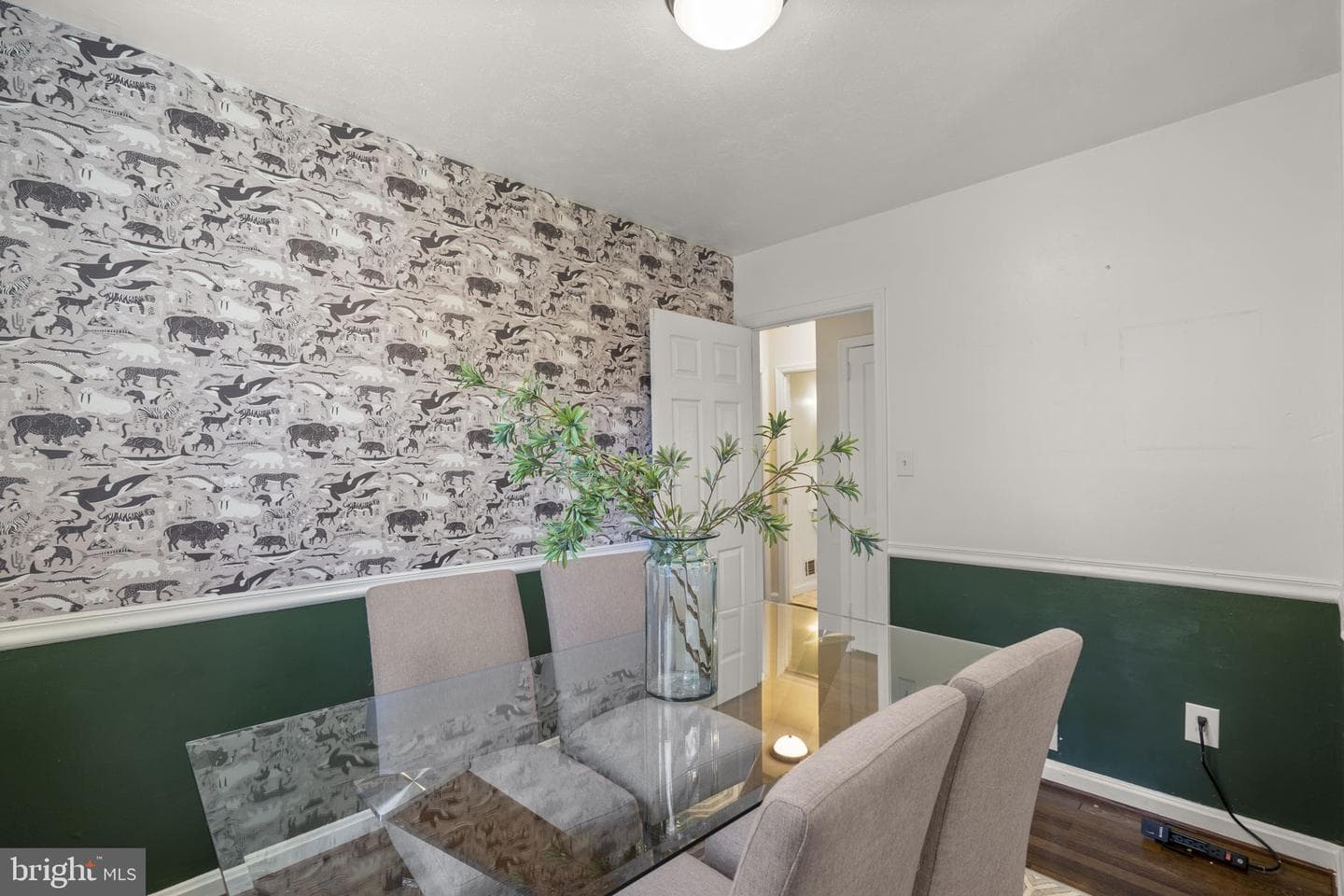 7005 Grove Road photo 24
