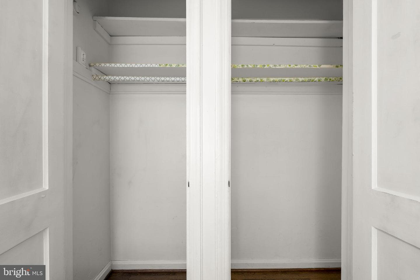 7005 Grove Road photo 31