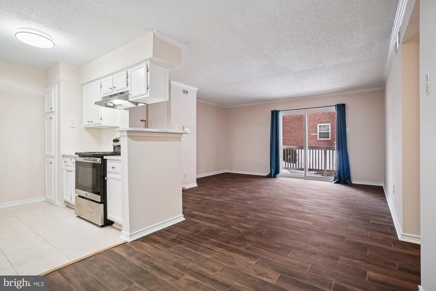 1536 Lincoln Way #101 photo 16