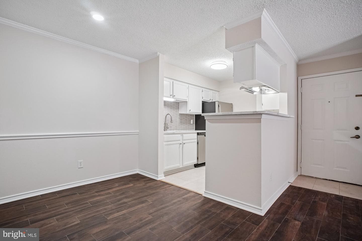 1536 Lincoln Way #101 photo 18