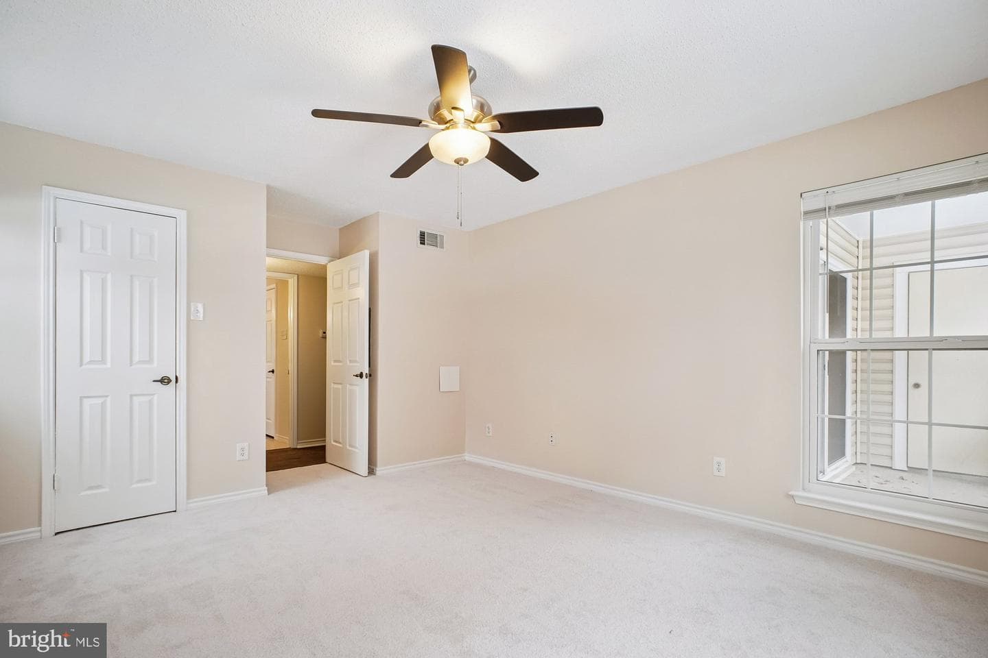 1536 Lincoln Way #101 photo 24