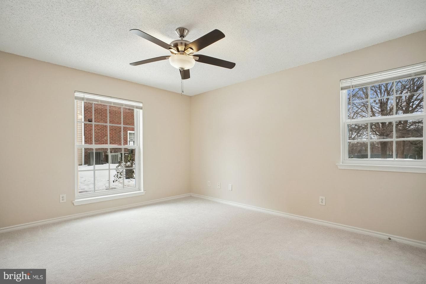 1536 Lincoln Way #101 photo 27