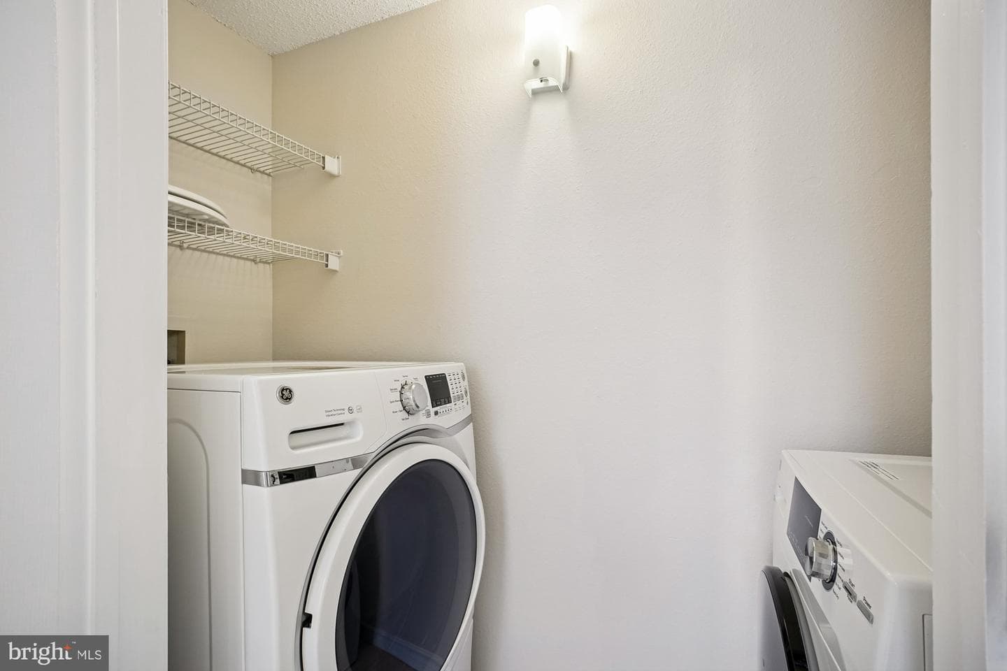 1536 Lincoln Way #101 photo 35