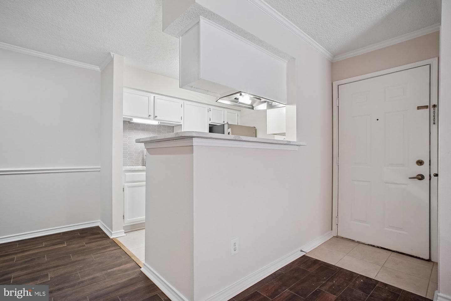 1536 Lincoln Way #101 photo 7