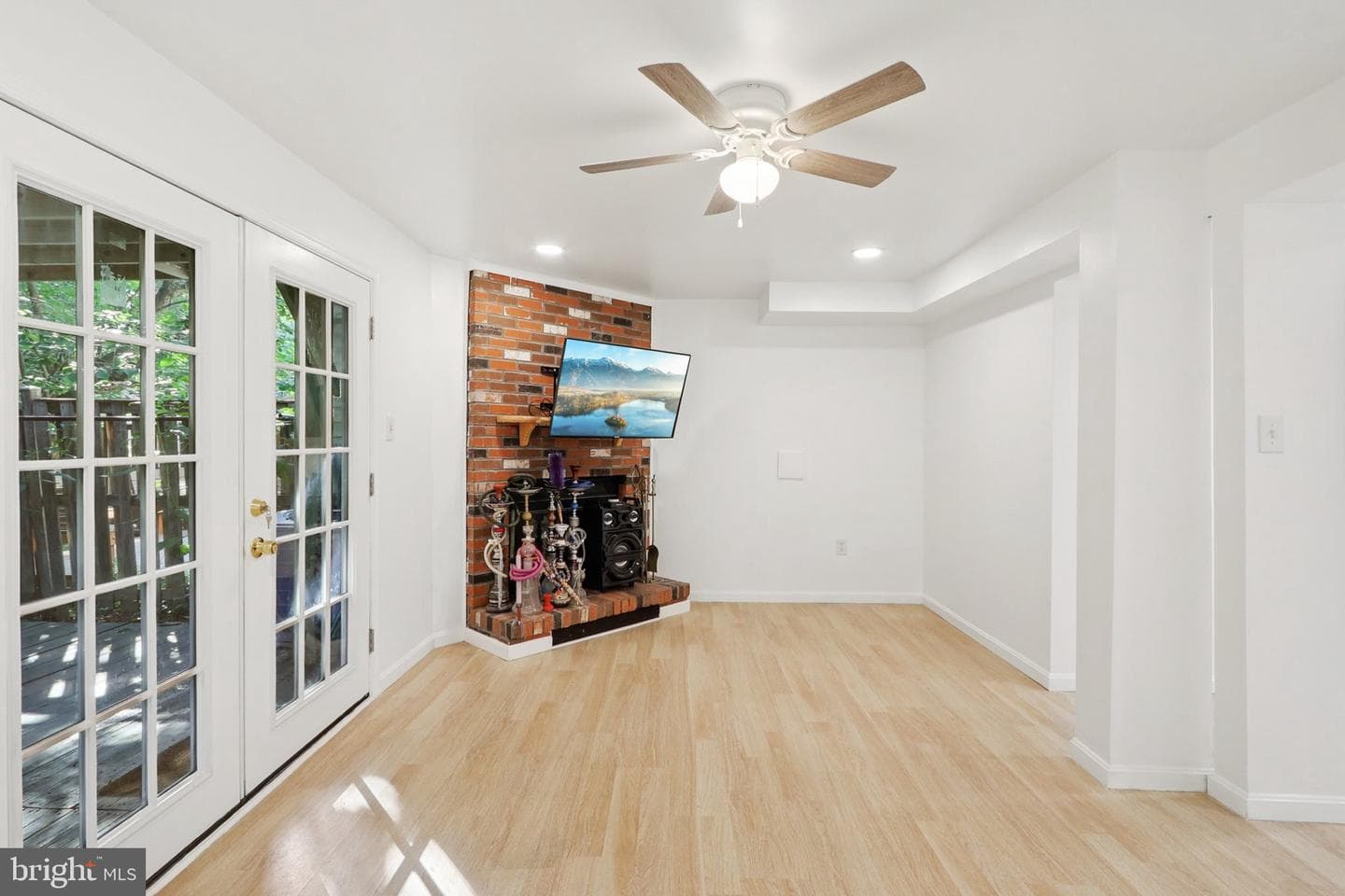 6246 Hillside Road photo 9