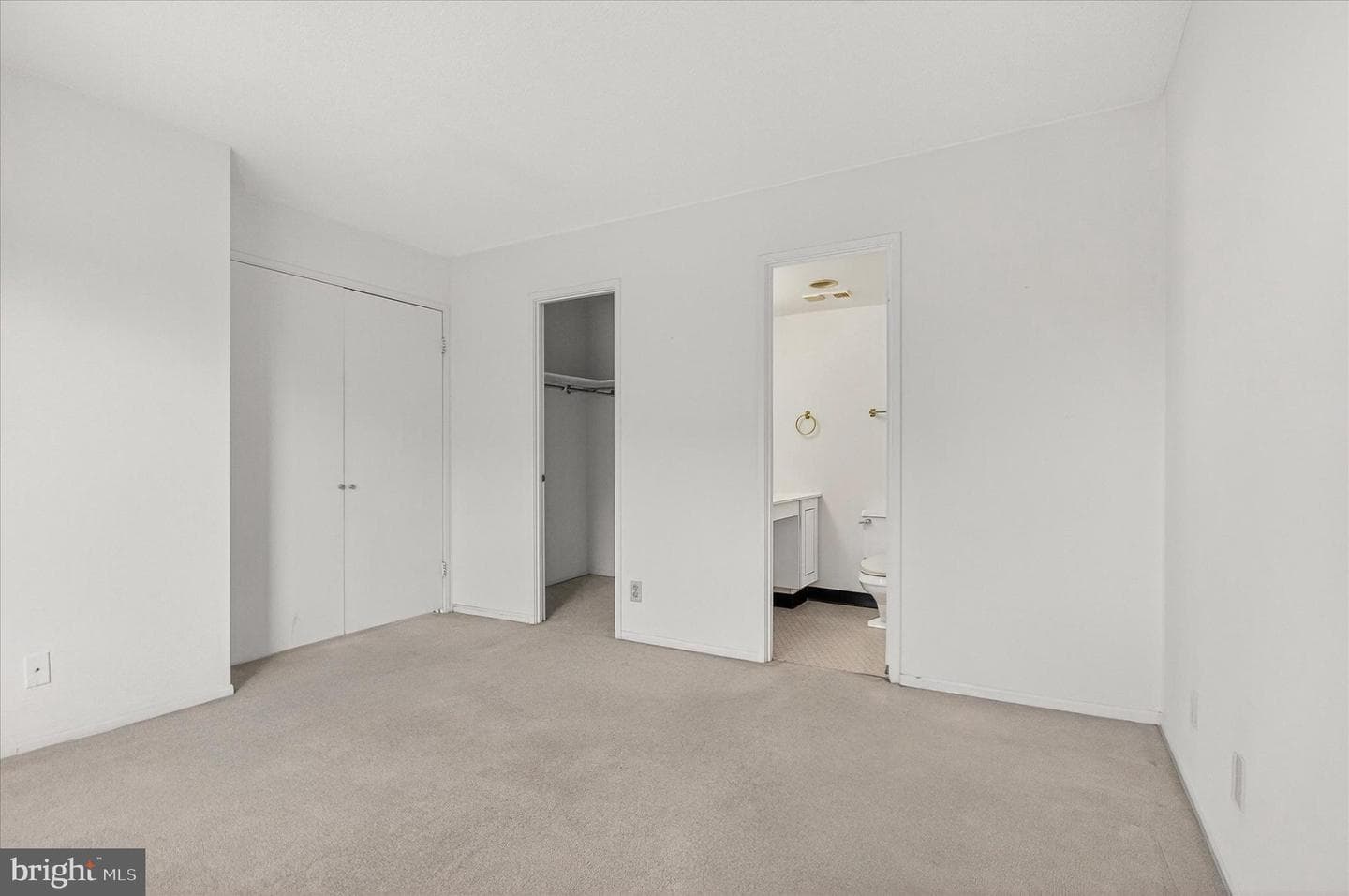 8380 Greensboro Drive #525 photo 13