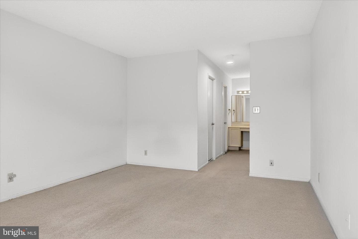 8380 Greensboro Drive #525 photo 16