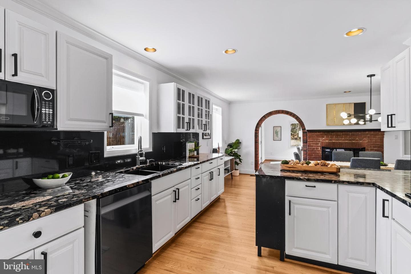 2628 Woodley Place photo 11