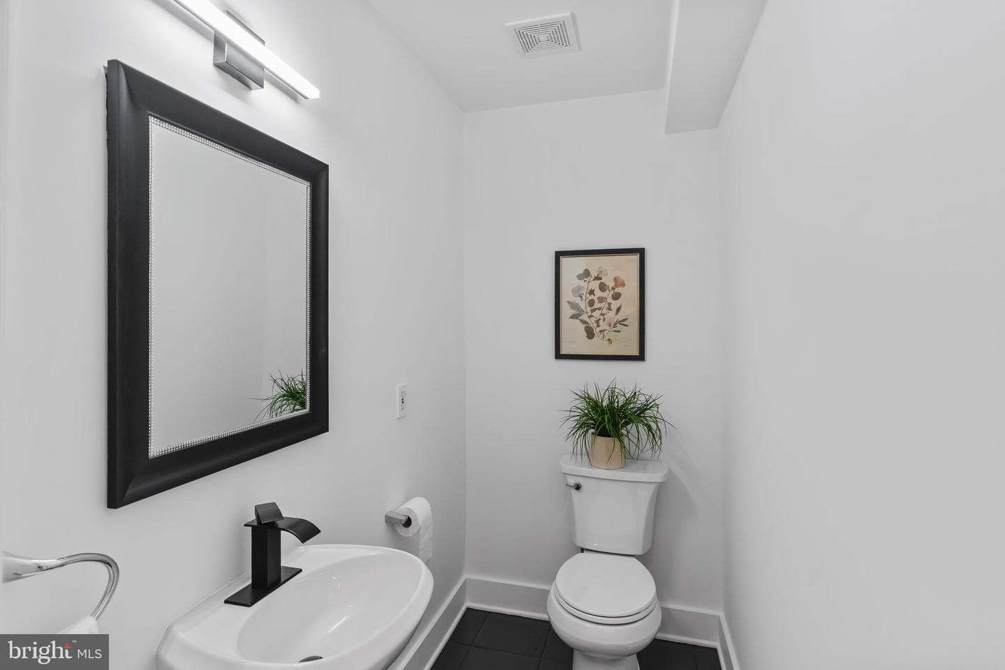 2628 Woodley Place photo 25