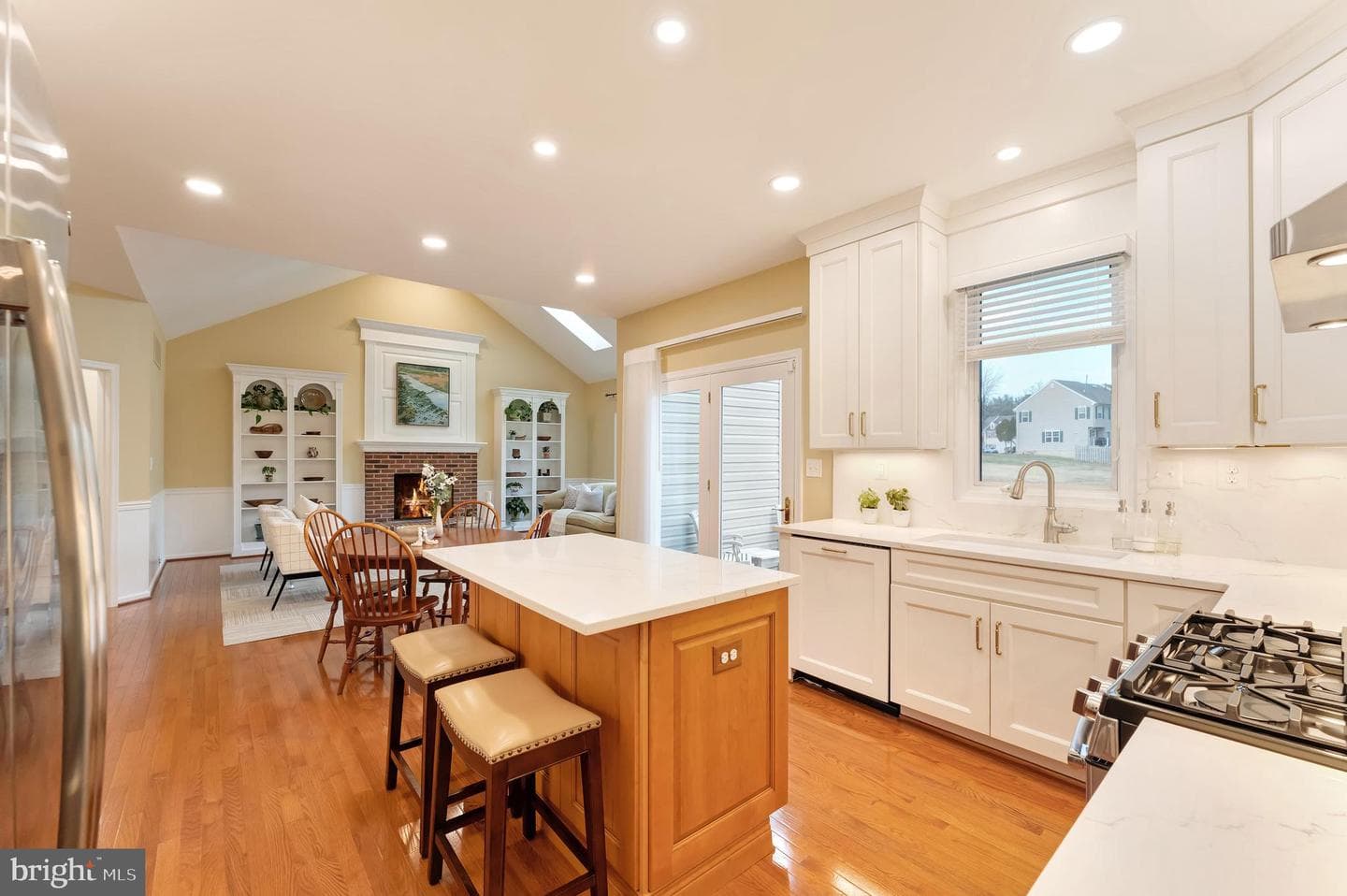 10812 Crippen Vale Court photo 11