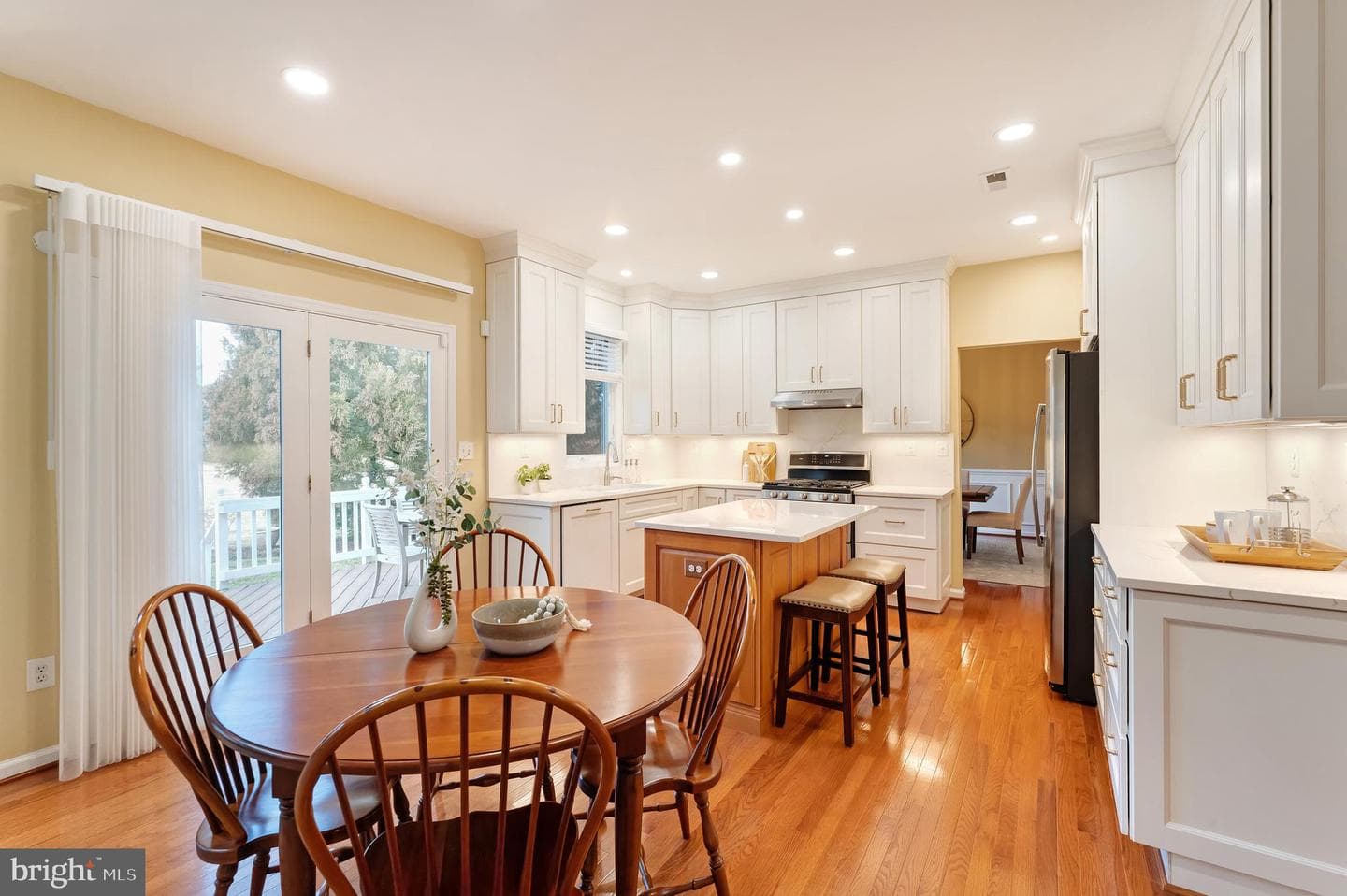 10812 Crippen Vale Court photo 12
