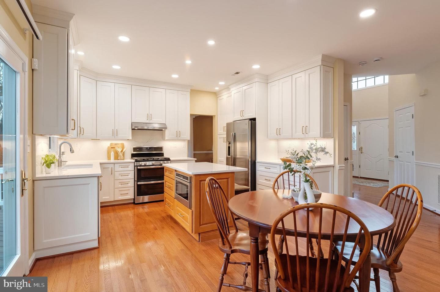 10812 Crippen Vale Court photo 13