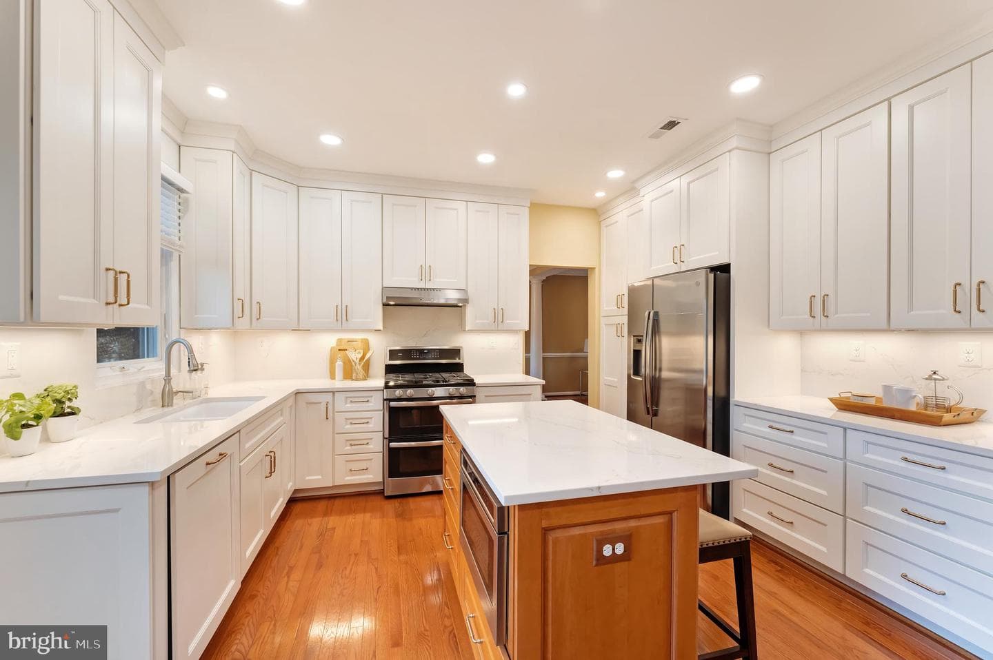 10812 Crippen Vale Court photo 14