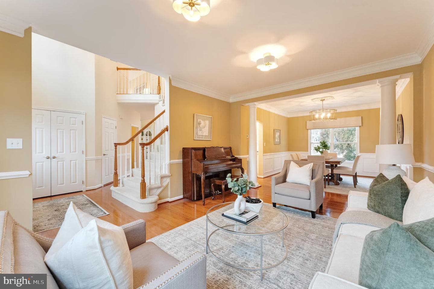 10812 Crippen Vale Court photo 7