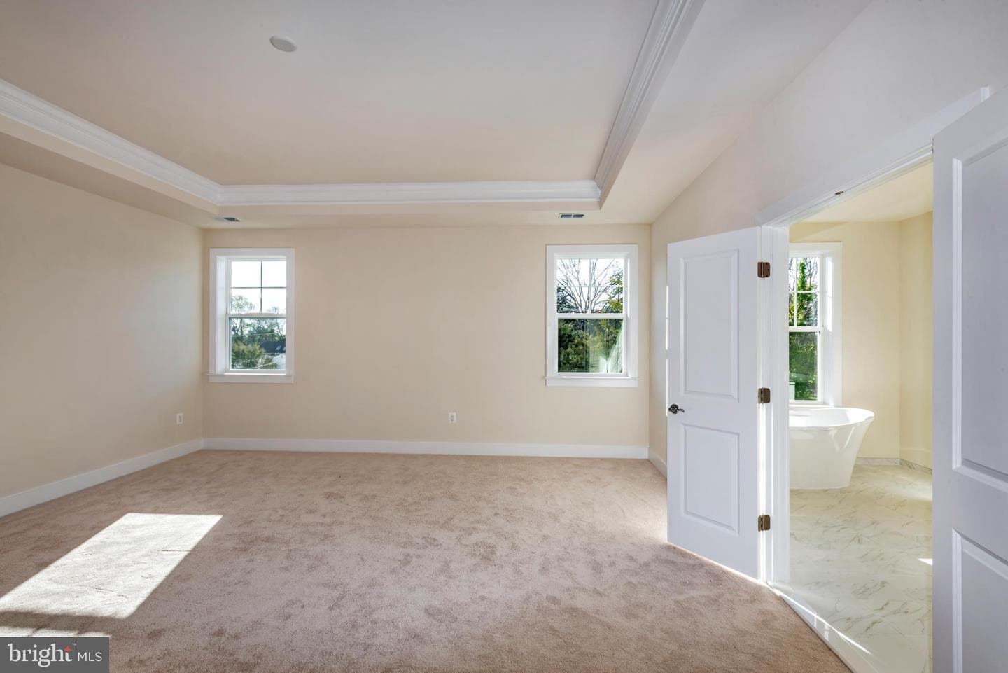 8753 Southern Oaks Place photo 11
