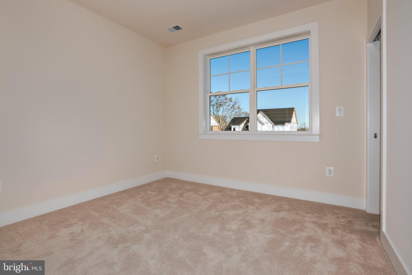 8753 Southern Oaks Place photo 16