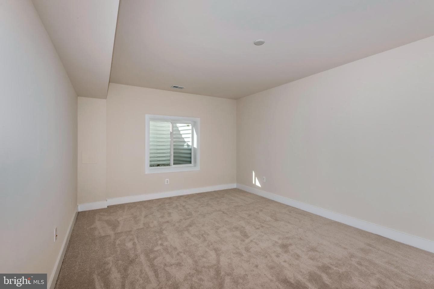 8753 Southern Oaks Place photo 24
