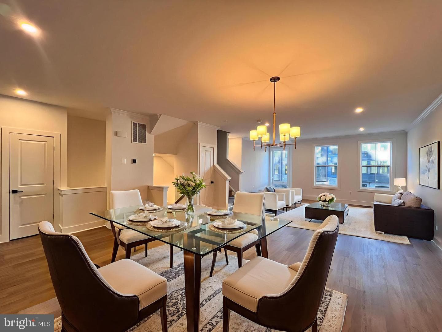 9404 Dandelion Drive photo 6