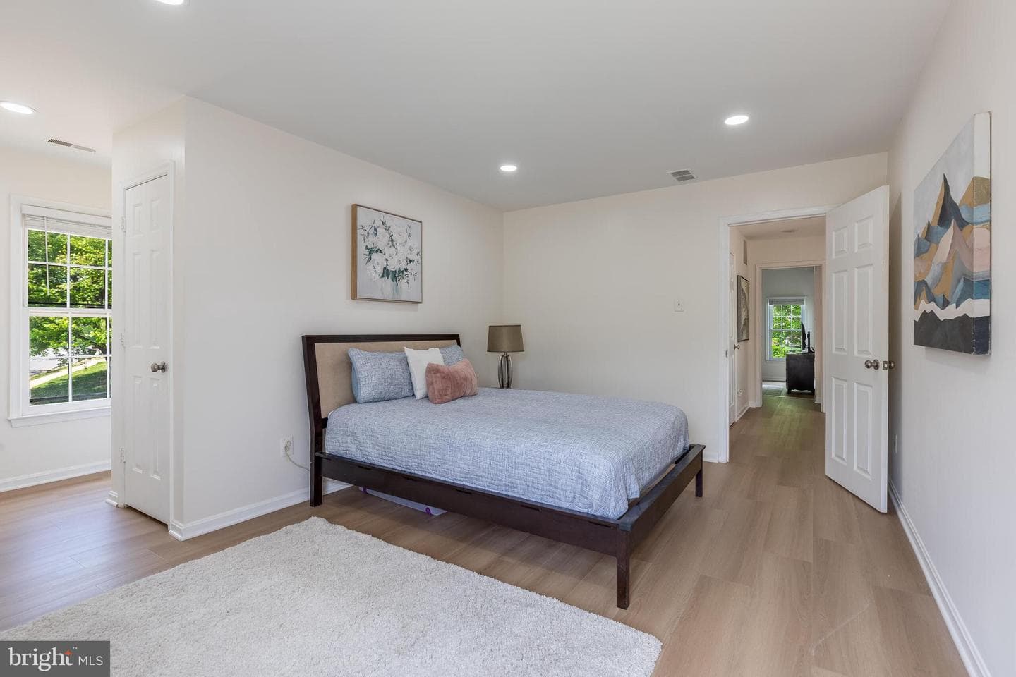 8051 Oak Hollow Lane photo 31
