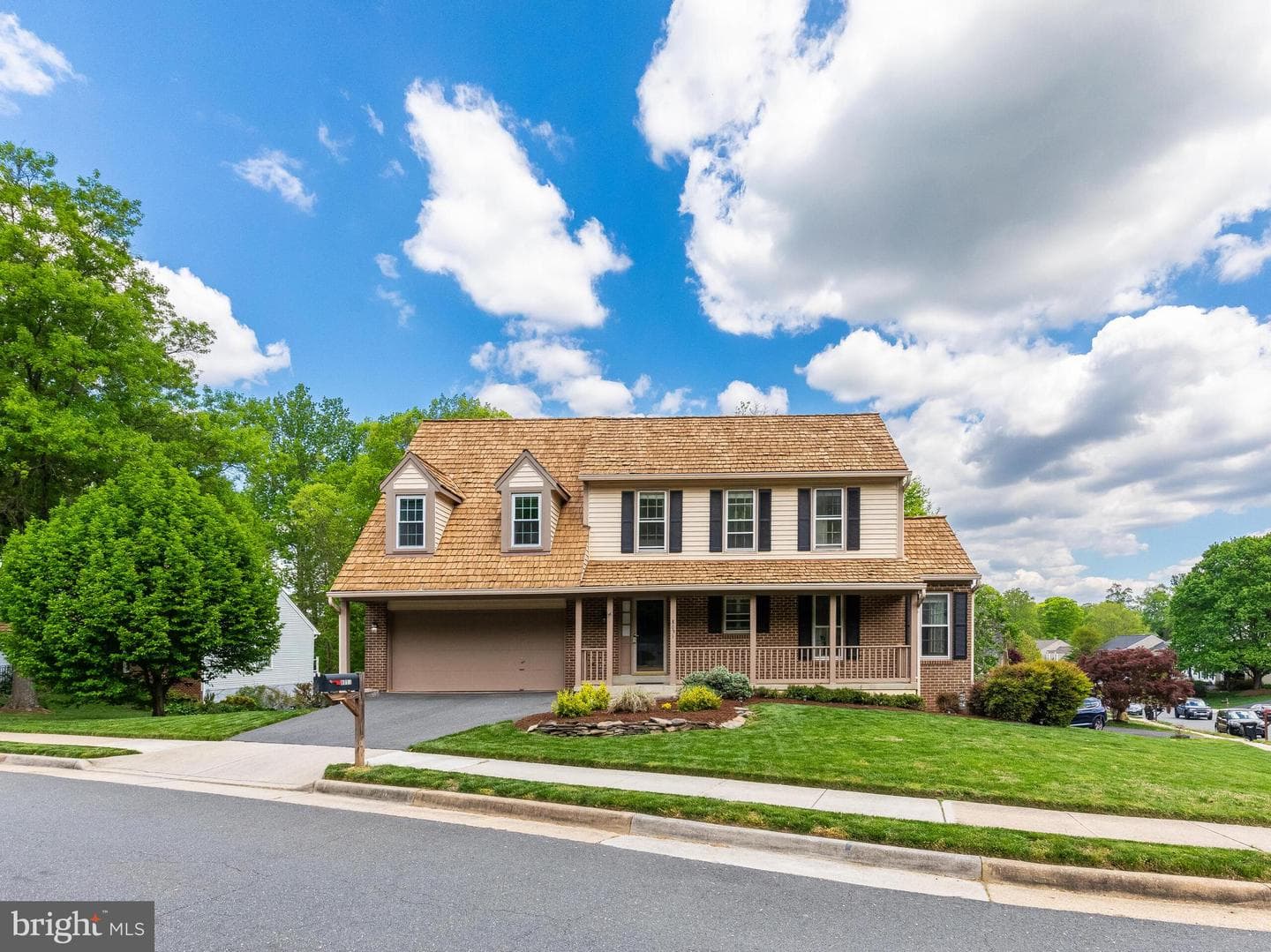 8051 Oak Hollow Lane photo 43