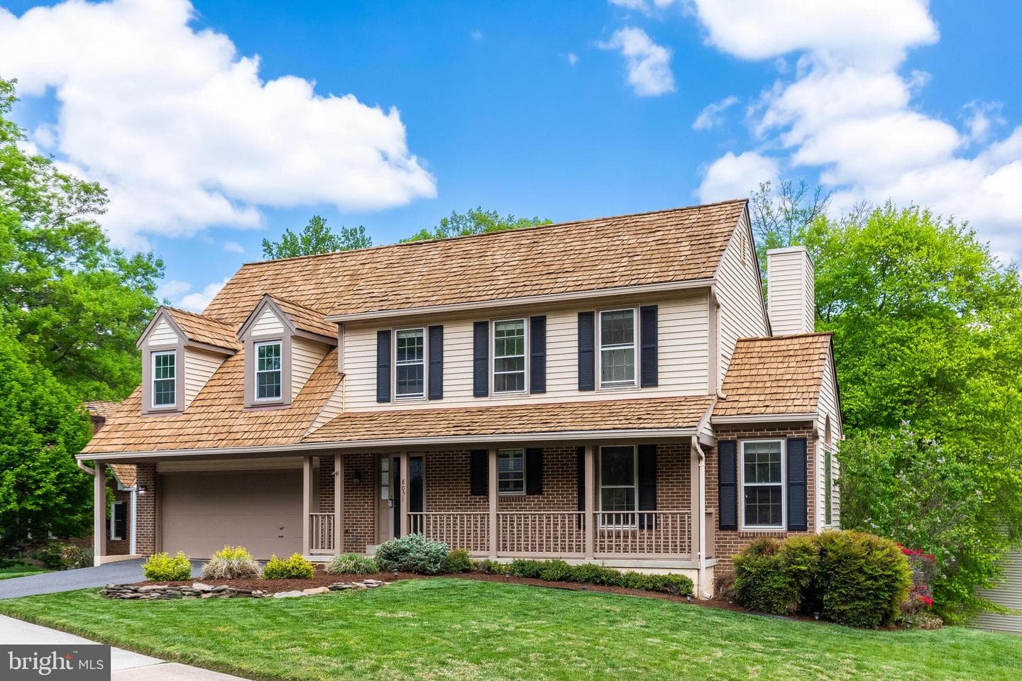 8051 Oak Hollow Lane photo 44