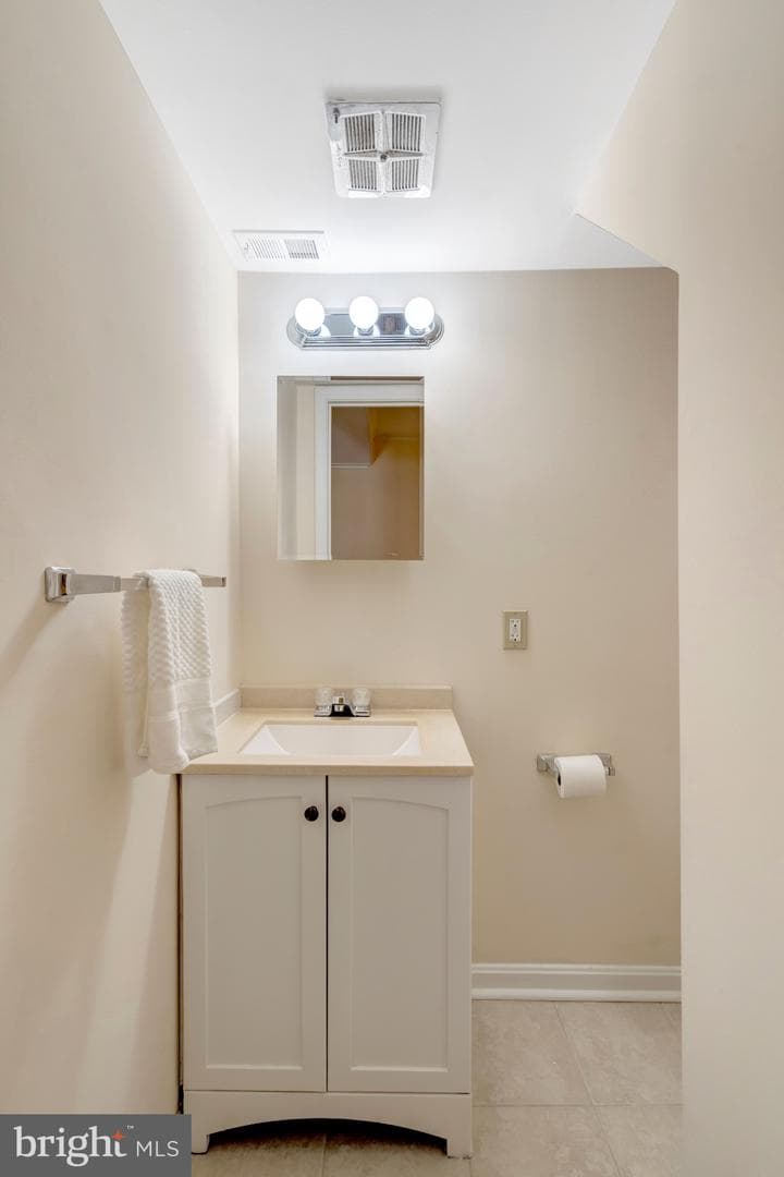 6306 Paddington Lane photo 25