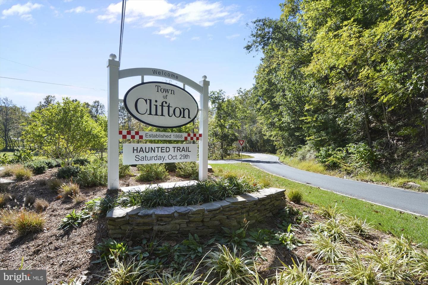 13918 Rock Brook Court photo 23