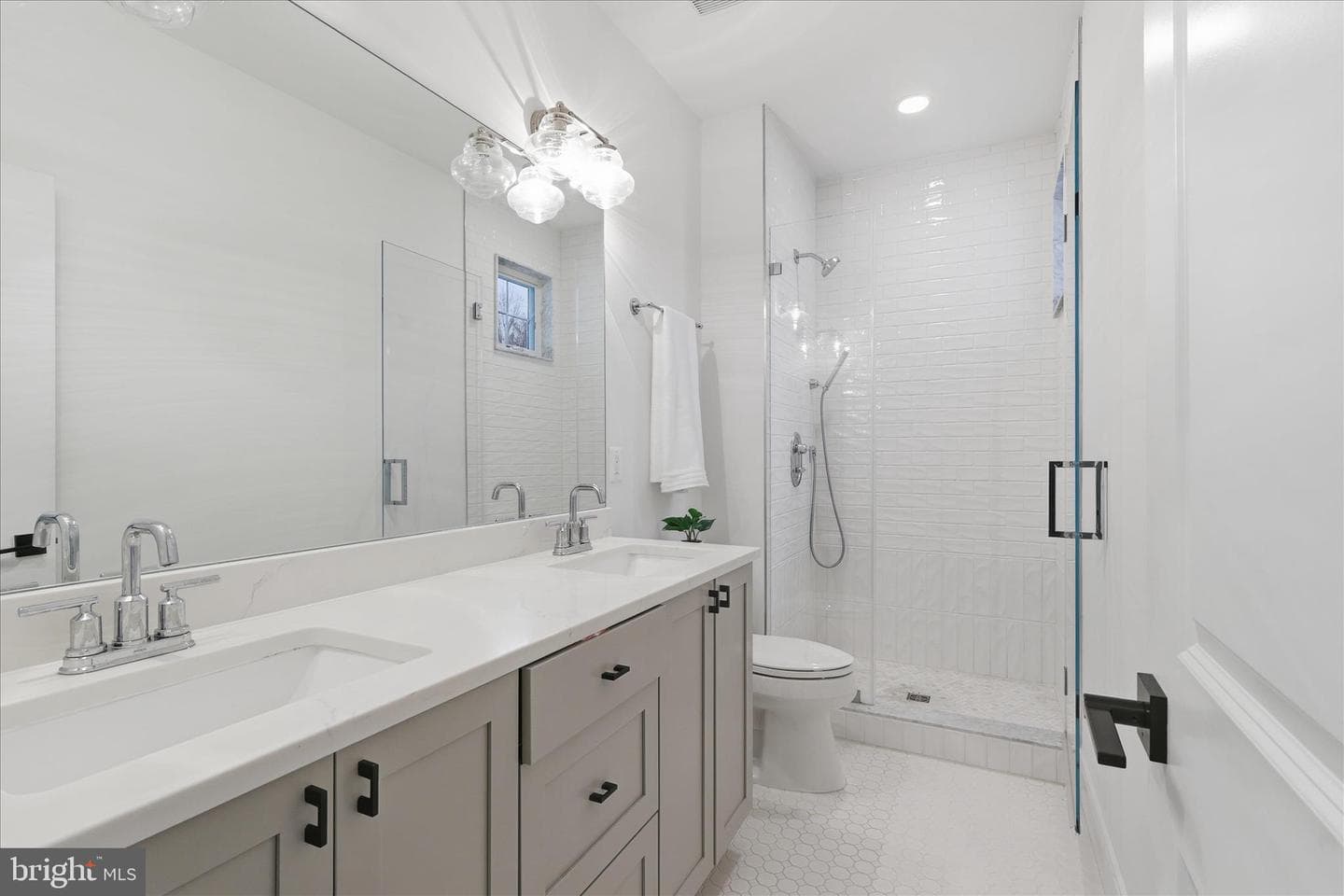 5696 Tunwell Court photo 39