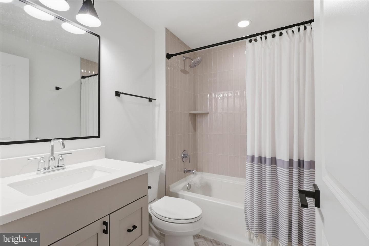 5696 Tunwell Court photo 48