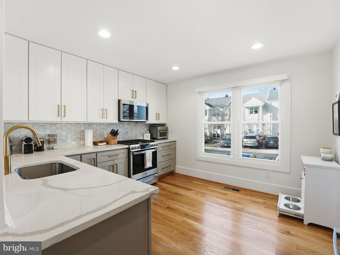 8503 Jeffersonian Court photo 16