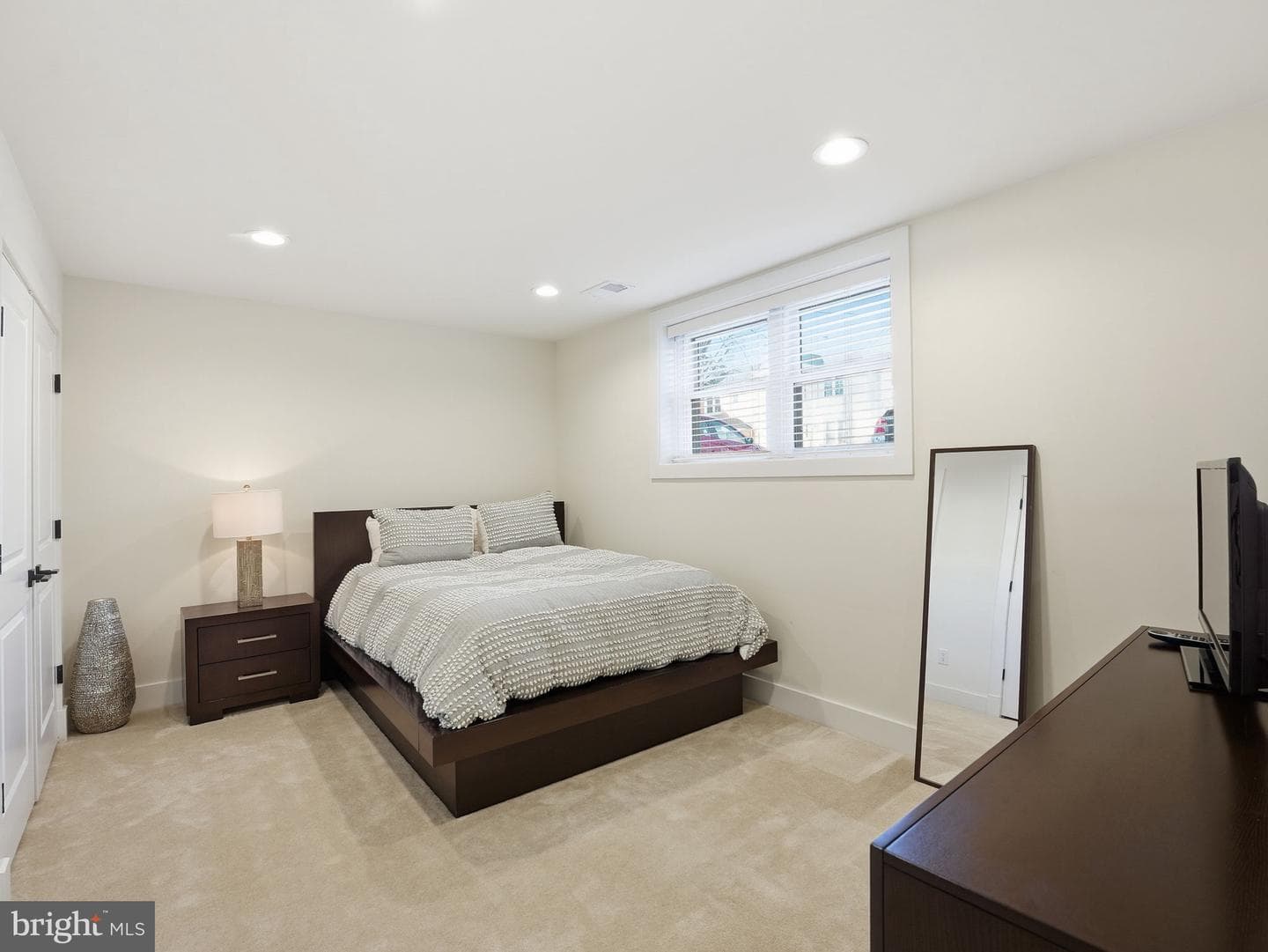 8503 Jeffersonian Court photo 22