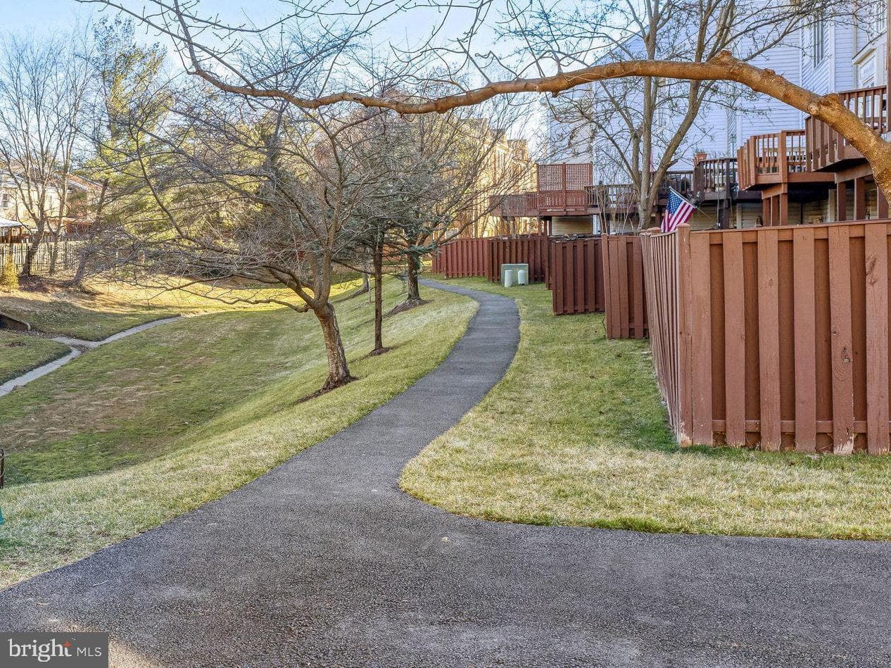 6489 Sharon Kay Court photo 42