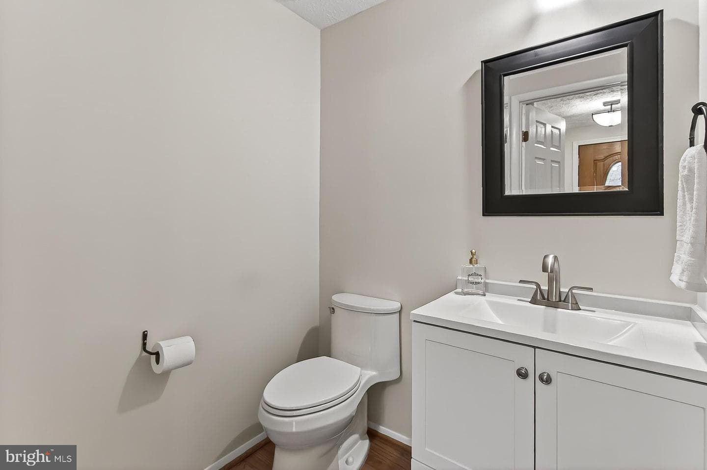 2938 Bridgehampton Court photo 24