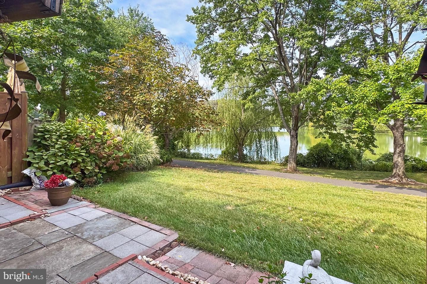 2938 Bridgehampton Court photo 45