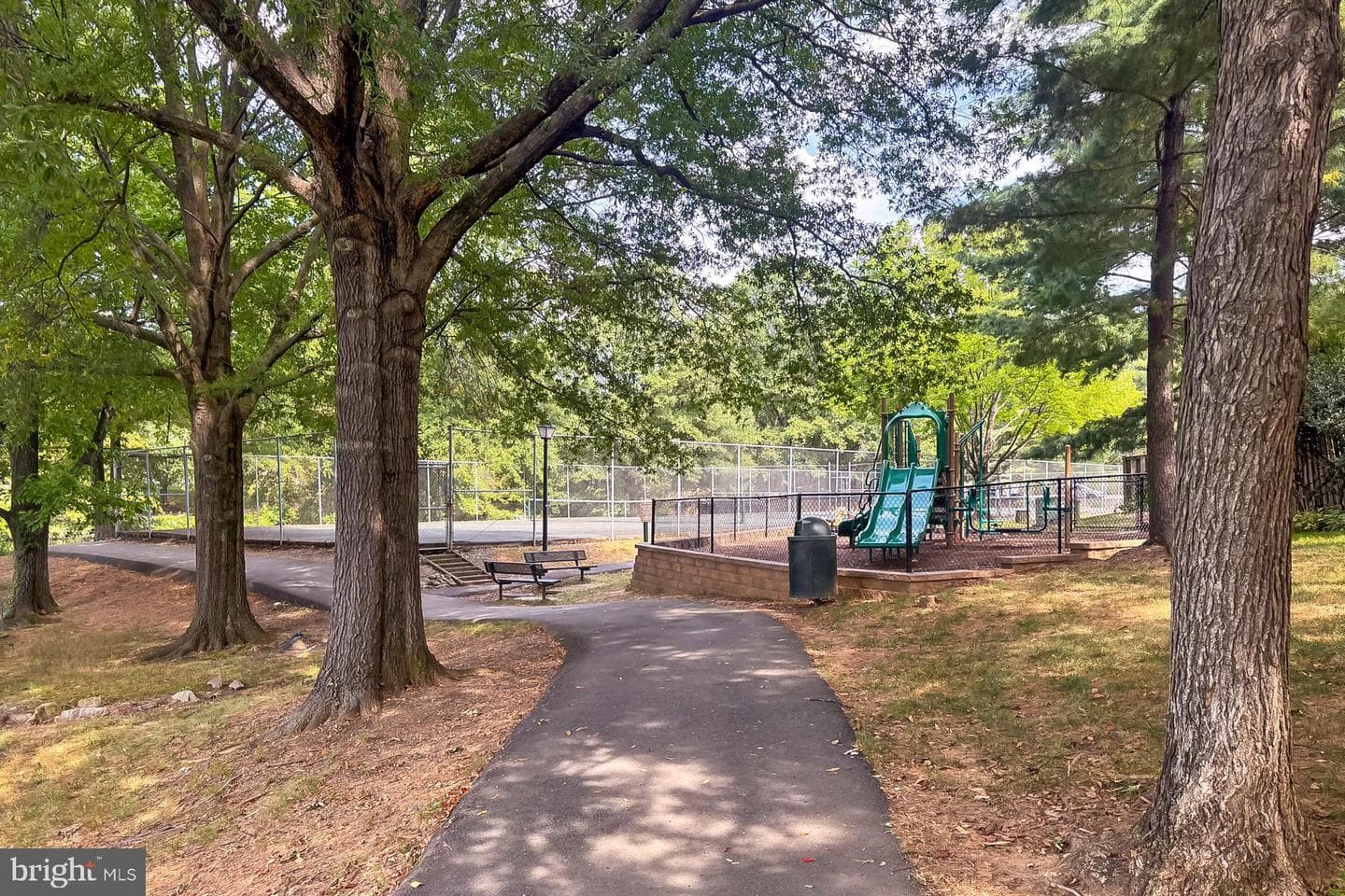 2938 Bridgehampton Court photo 51