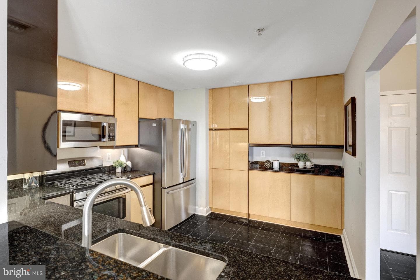 11776 Stratford House Place #601 photo 10