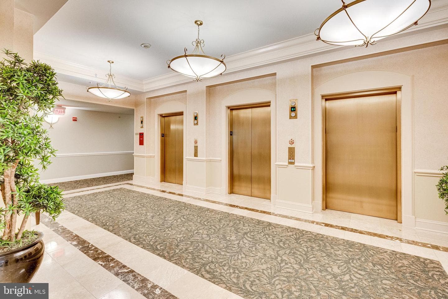 11776 Stratford House Place #601 photo 5