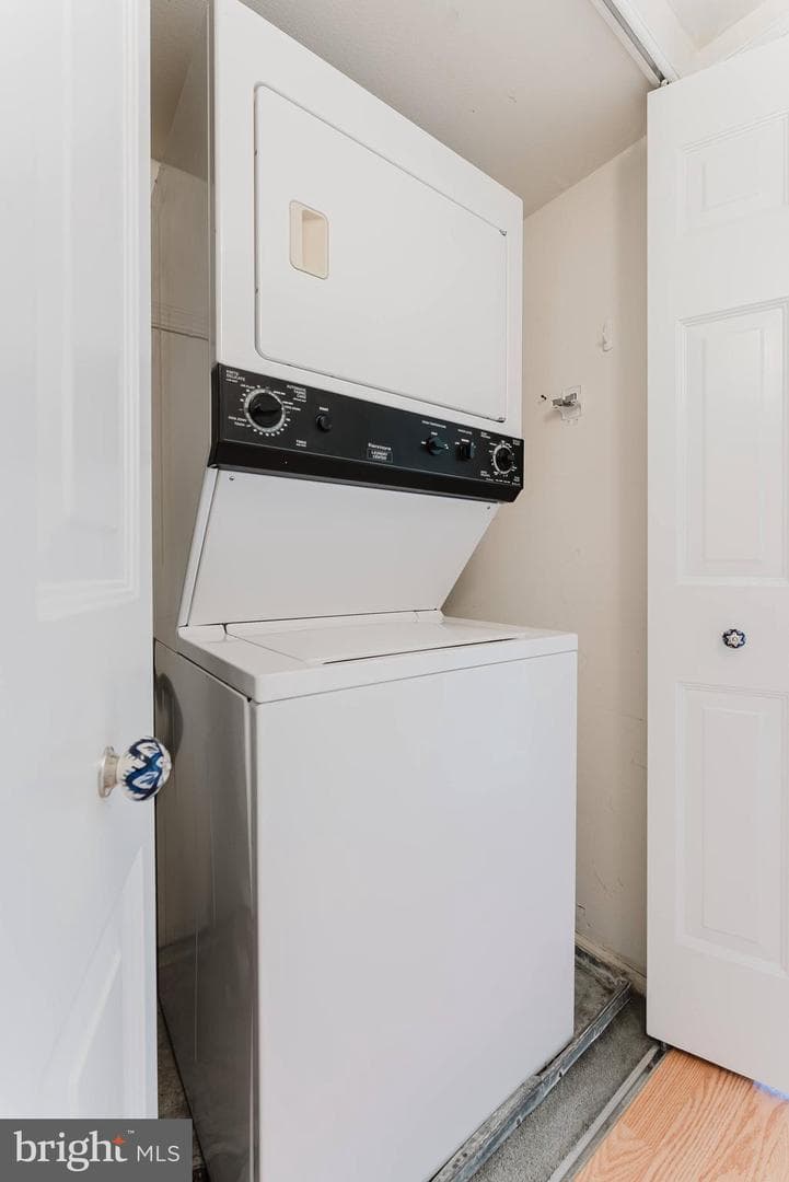 7621 Provincial Drive #312 photo 24