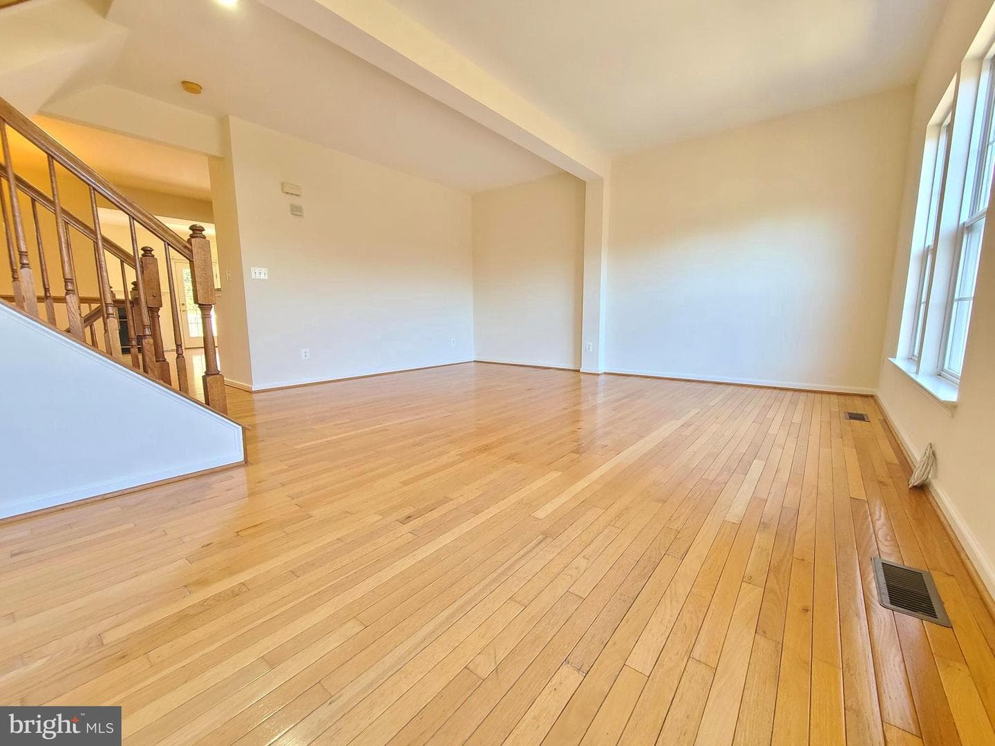 8118 Horseshoe Cottage Circle photo 21
