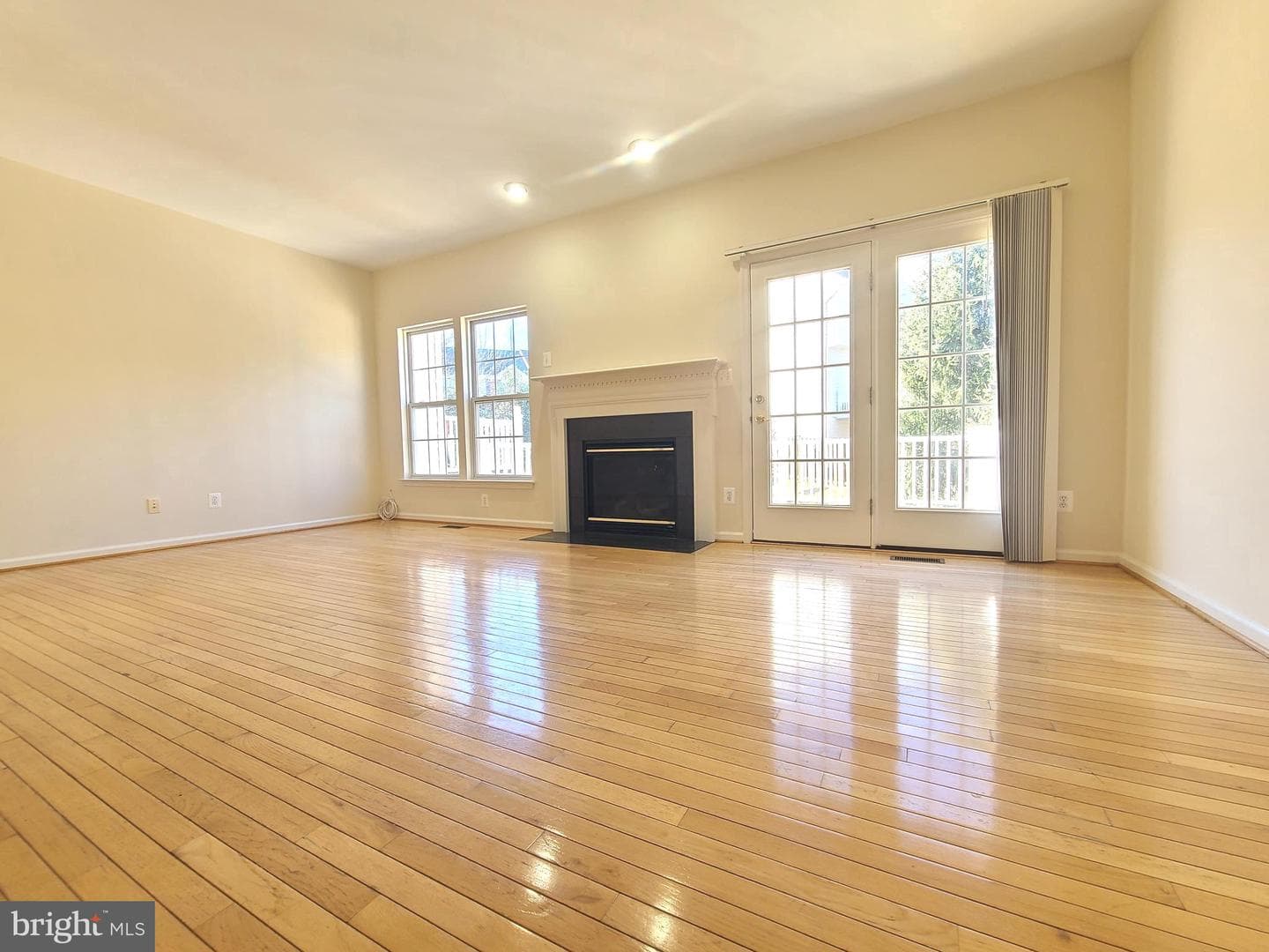 8118 Horseshoe Cottage Circle photo 27