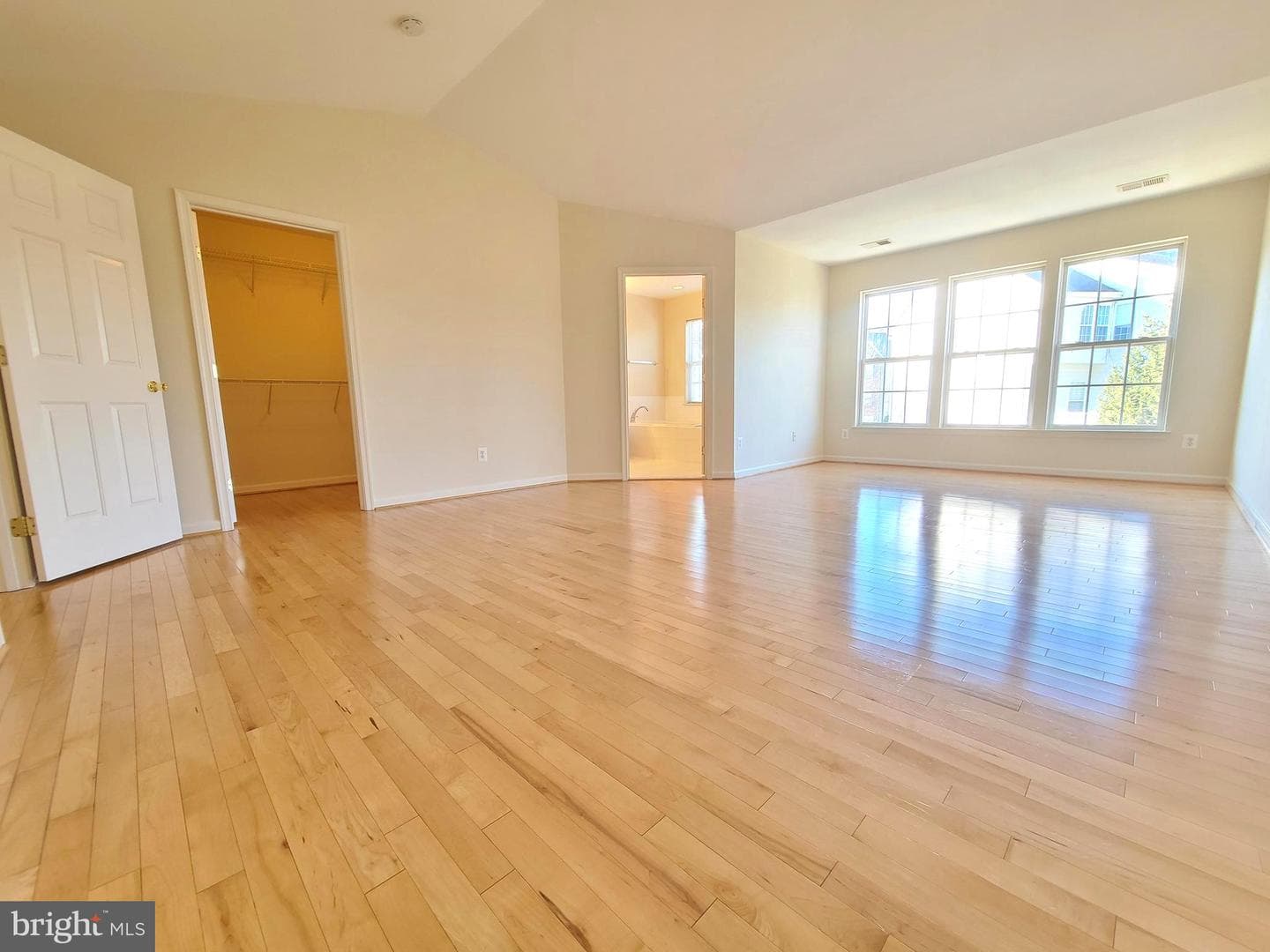 8118 Horseshoe Cottage Circle photo 36