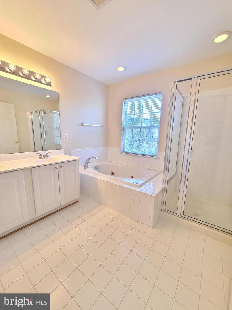 8118 Horseshoe Cottage Circle photo 42