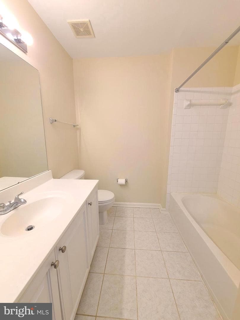 8118 Horseshoe Cottage Circle photo 49