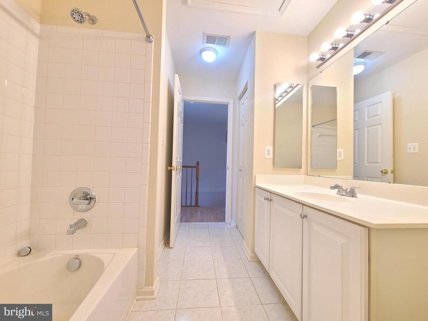 8118 Horseshoe Cottage Circle photo 50