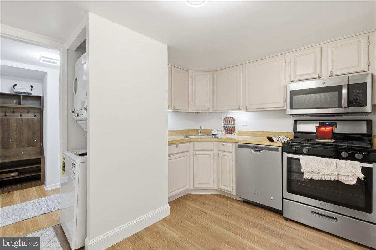1427 Northgate Square #27/22b photo 10