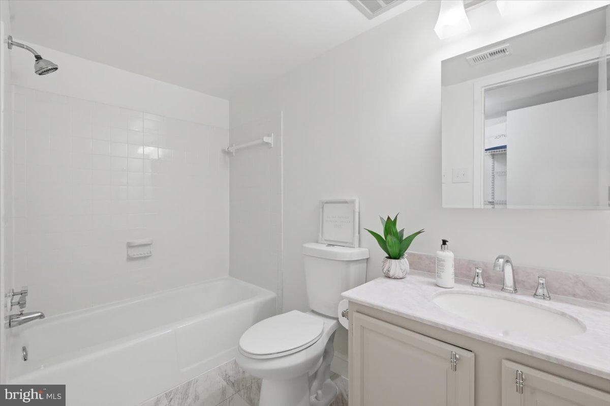 1427 Northgate Square #27/22b photo 23