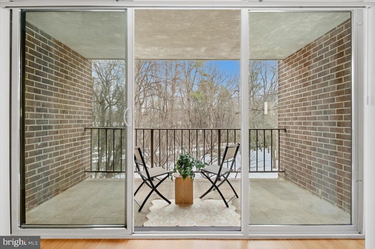 1427 Northgate Square #27/22b photo 6